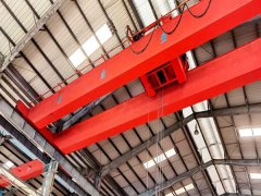 欧式双梁航车的作业前检